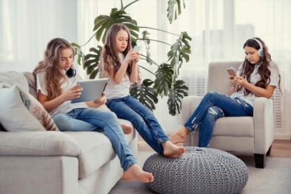 Social Media Girls Forum: Connect, Share & Grow Online Together